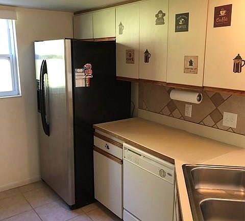5th image of 30 Collingwood Ln