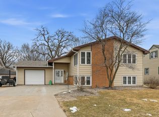 106 S East St, Prairie City, IA 50228