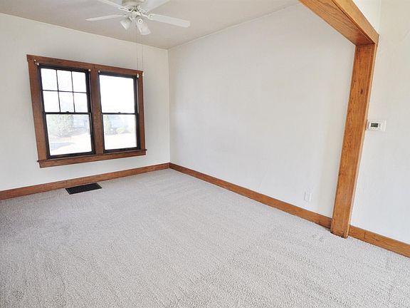 2nd image of 918 S 28th St