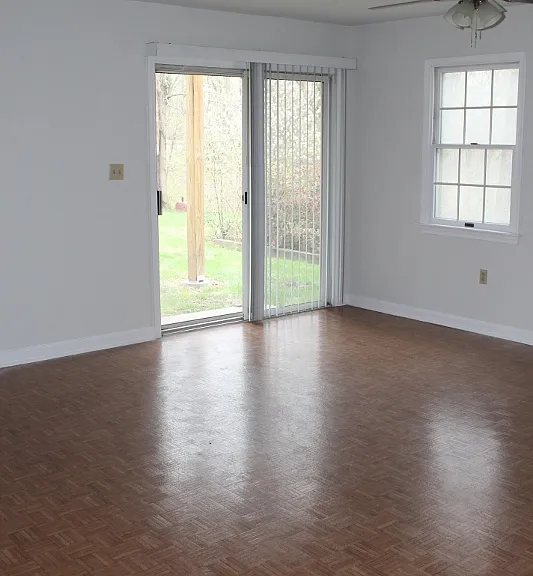 520 Upland St — Photo 10