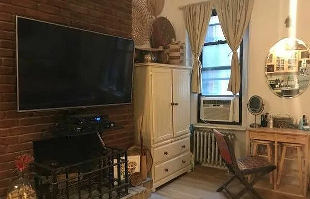 Rented by Tower Brokerage | media 20