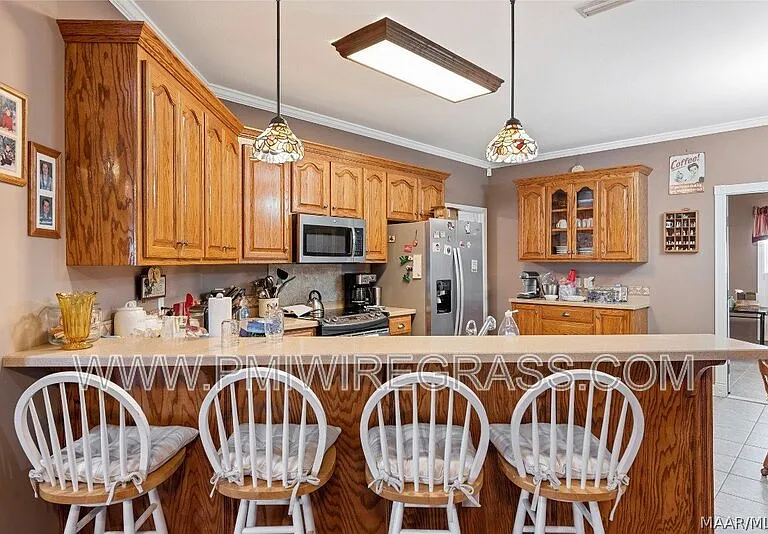 249 Windsor Garden Dr — Photo 7