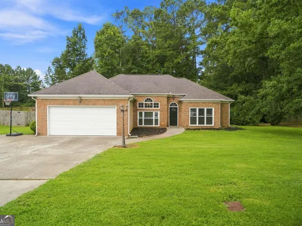 3505 Garden Walk Ln, Loganville, GA 30052