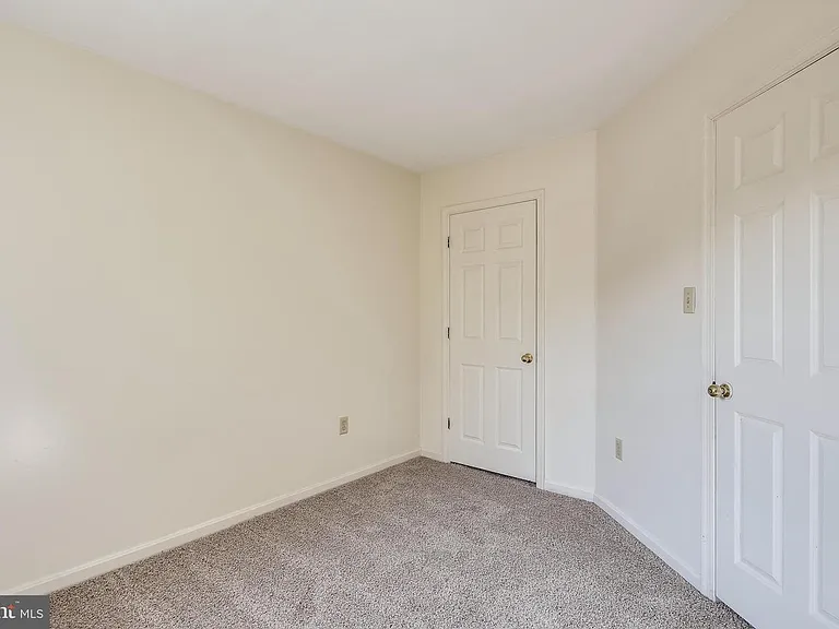 2018 Cooper Point Ct — Photo 8