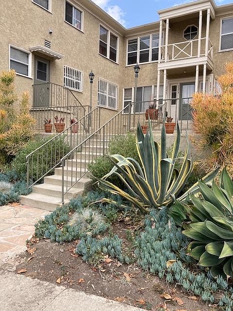 1st image of 3375 W 83rd St #3375