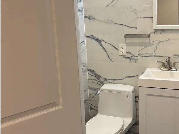 1778 East 12th Street image 4 of 11