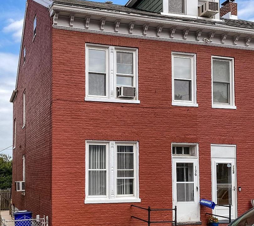 1st image of 126 E Antietam St