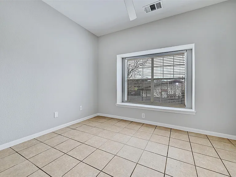 2909 Saville Loop #10C — Photo 11