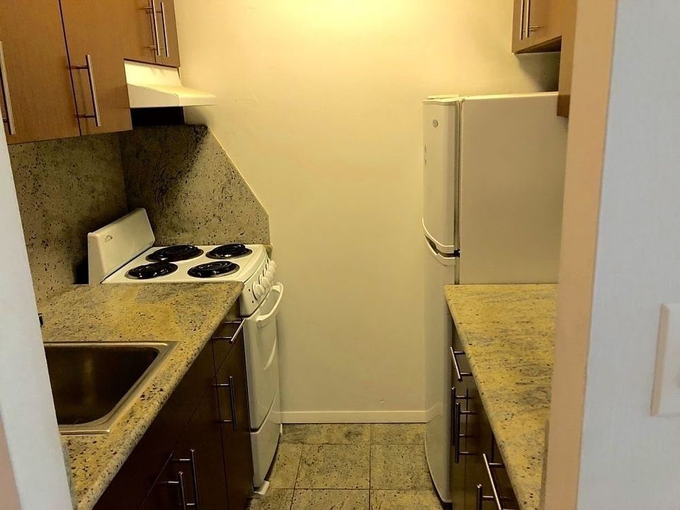 2nd image of 207 E 27th St APT 3L