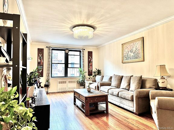 4th image of 150-25 72ND Road #4C