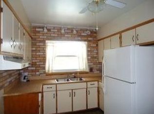 140 W Volusia Ln, Cocoa Beach, FL 32931