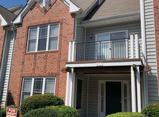 957 Hollymeade Cir, Newport News, VA 23602