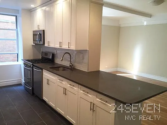 Rented by 24 7 NYC Realty Inc. | media 14