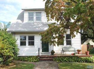 67 Fox Pl, Bergenfield, NJ 07621