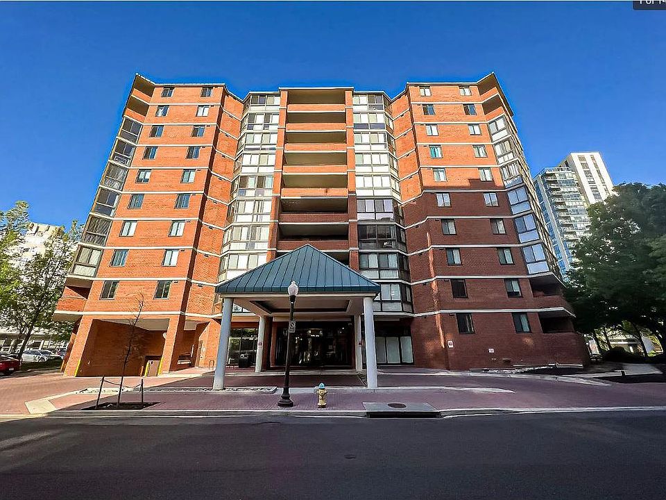 1st image of 1001 N Randolph St APT 312