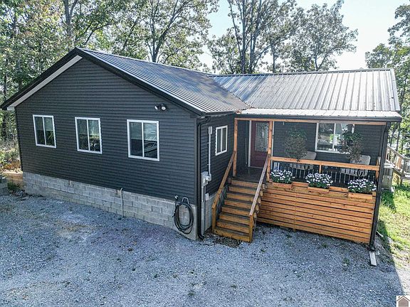3rd image of 114 Bailey Shore Rd