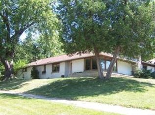 943 Madison St, Green Bay, WI 54301