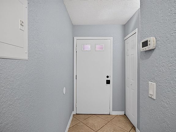 3rd image of 659 Montego Bay Ct