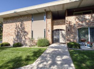 11910 W Mill Rd APT 6, Milwaukee, WI 53225