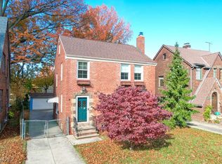 1206 Castleton Rd, Cleveland Heights, OH 44121