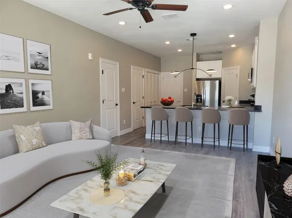 5262 Ella Blvd #500B, Houston, TX 77018