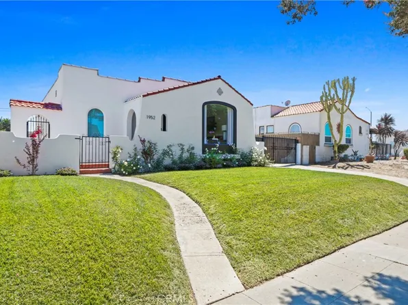 1952 W 74th St, Los Angeles, CA 90047