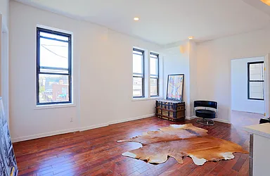 Rented by The InHouse Group