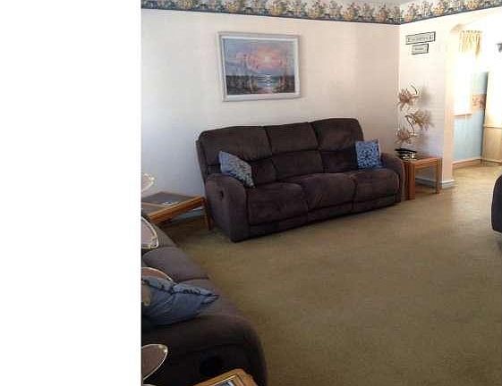 3rd image of 6914 Lynford St