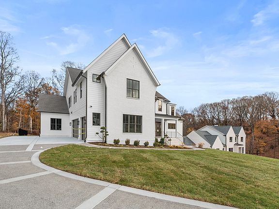 3rd image of 1636 Champagne Ct Lot 171
