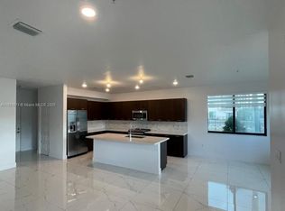 4640 SW 84th Ave #15, Miami, FL 33155