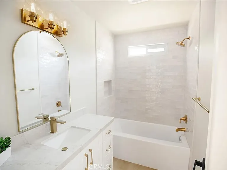 15151 Badlona Dr #1 — Photo 5