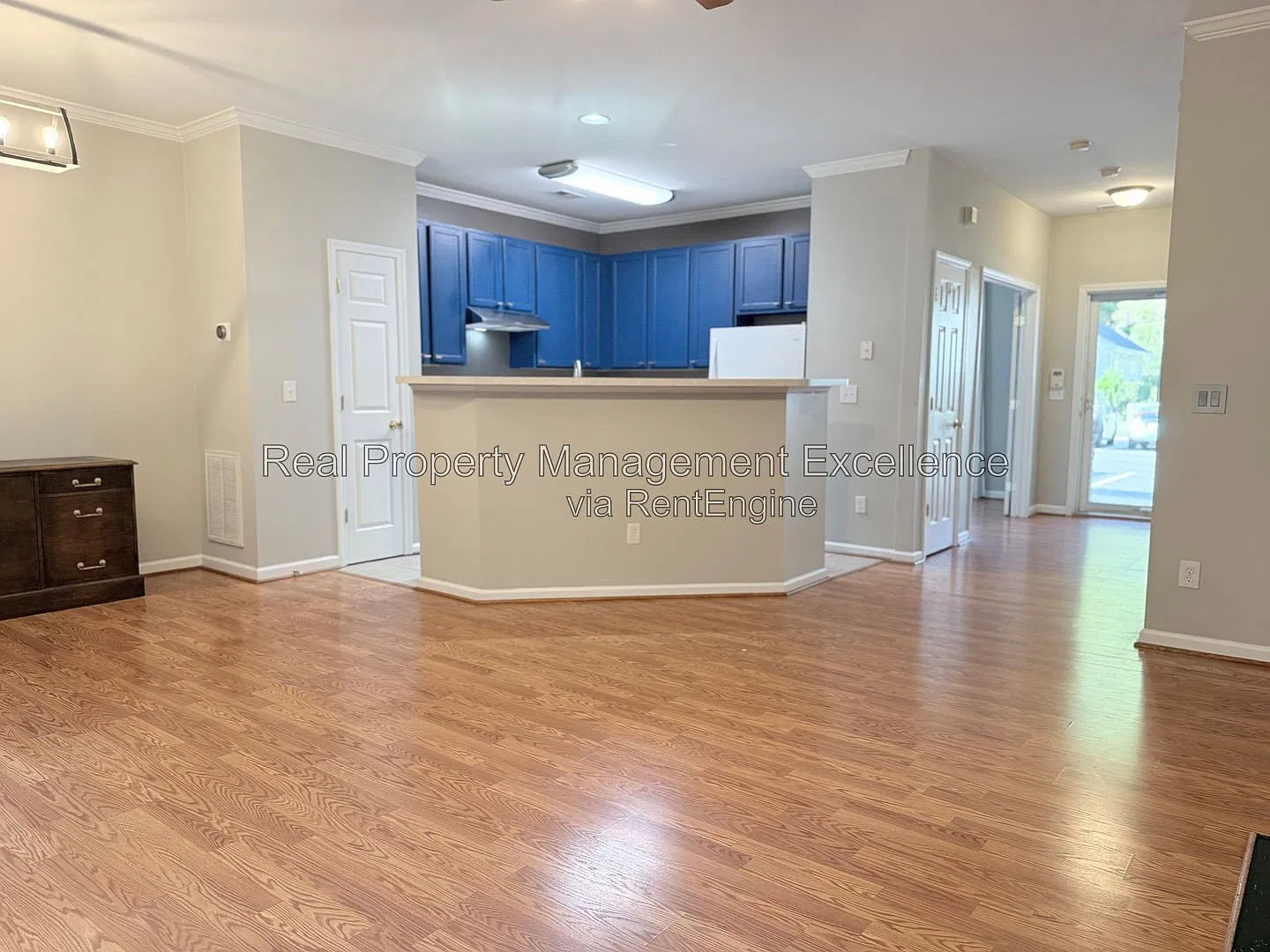 3 bed, 2.5 bath, 1416 sqft, $1,850 — Photo 4
