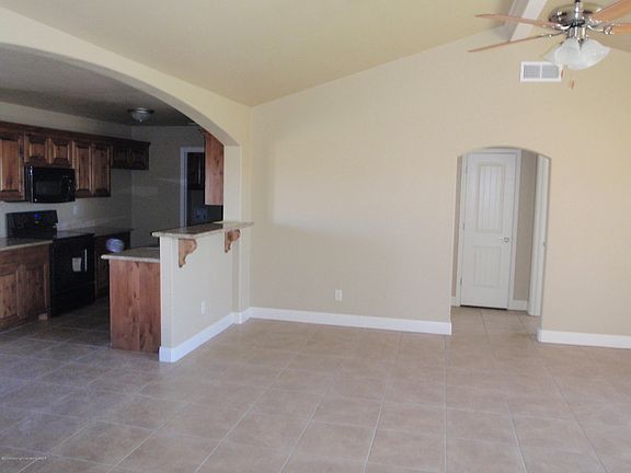 3rd image of 9900 Asher Ave