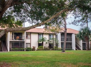 2600 Pine Ridge Way S APT C1, Palm Harbor, FL 34684