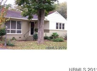 4403 Country Club Rd, Trent Woods, NC 28562