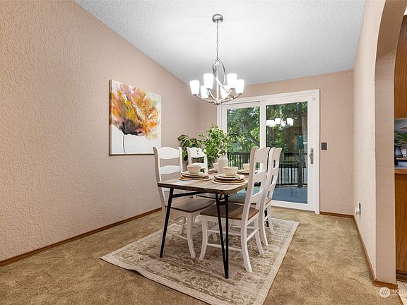 5th image of 21102 76th Drive SE