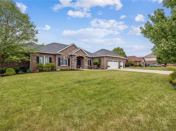 7434 Sierra Dr, North Huntingdon, PA 15642