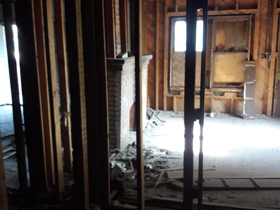 2nd image of 1433 NE 13th St