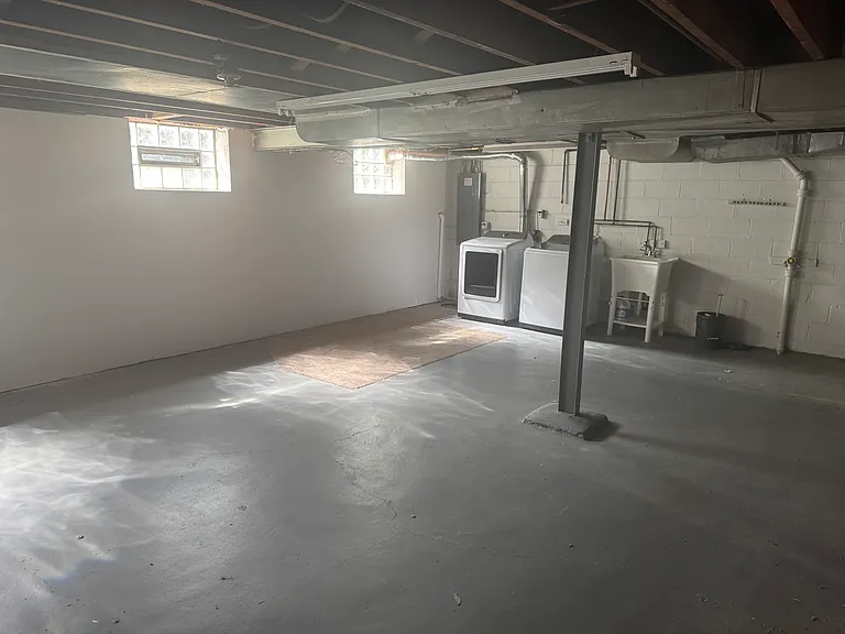 7549 Hiawatha Ave — Photo 16