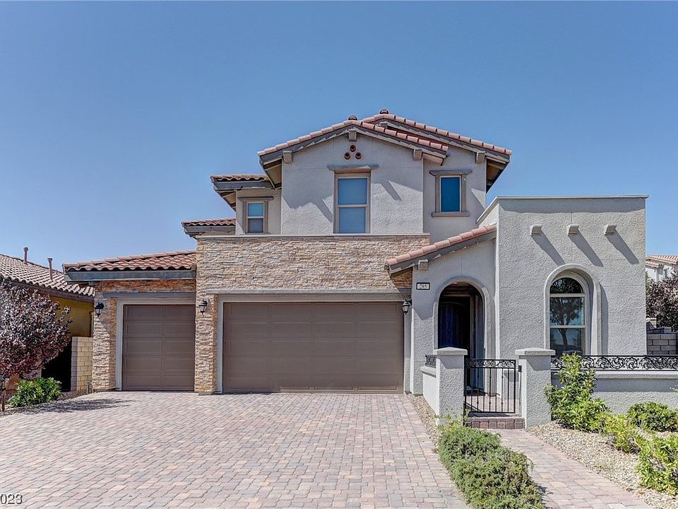 1st image of 285 Molinetto St
