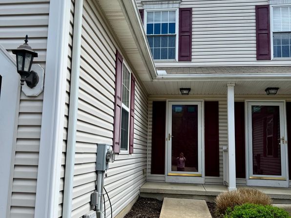 353 Angela Ln