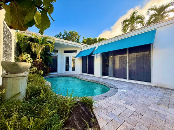 3688 Mykonos Ct, Boca Raton, FL 33487