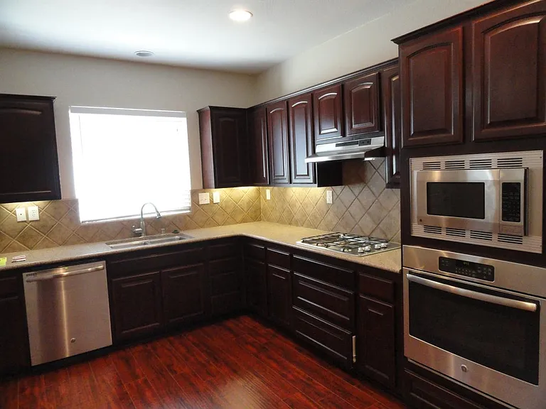 4503 Bella Ct — Photo 3