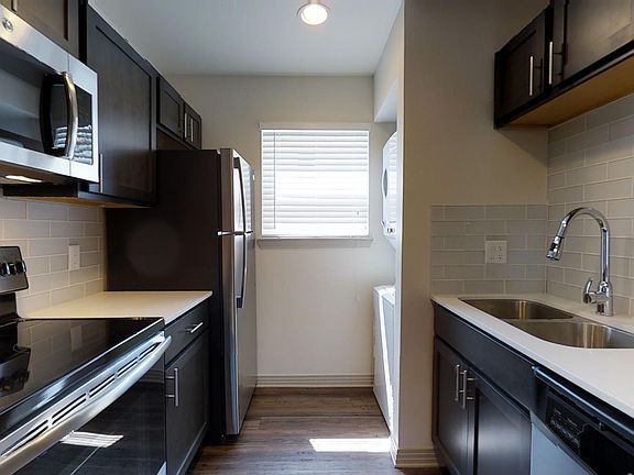 4th image of 4627 Munger Ave APT 102