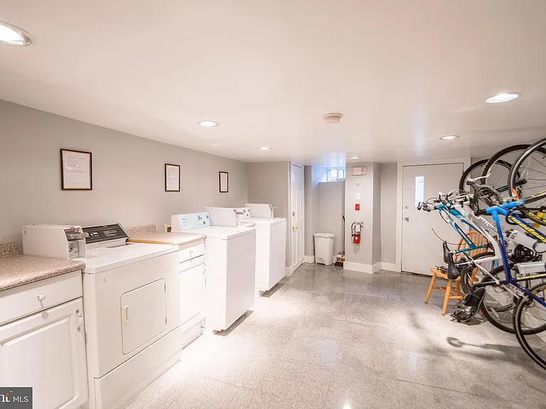1124 E Passyunk Ave #4 — Photo 12