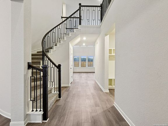 5th image of 11355 Acorn Bluff