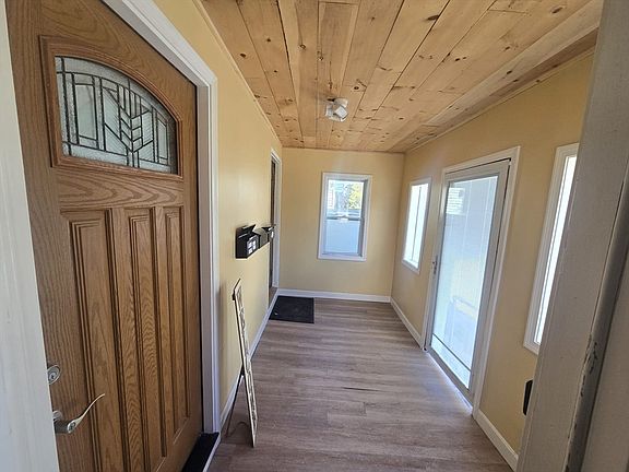 3rd image of 3 N Woodford St APT 2