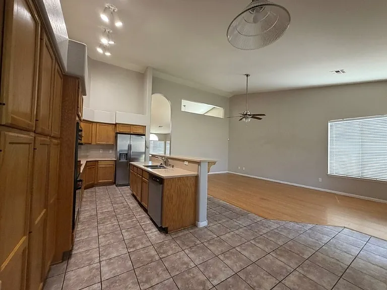 3130 E Brookwood Ct — Photo 9