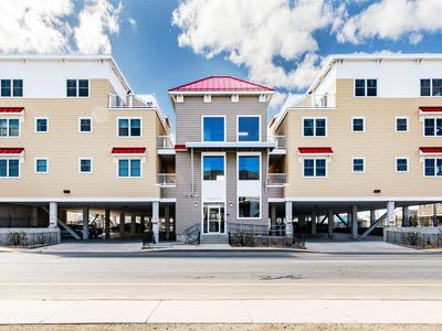 128 Ashworth Avenue #313, Hampton, NH, 03842