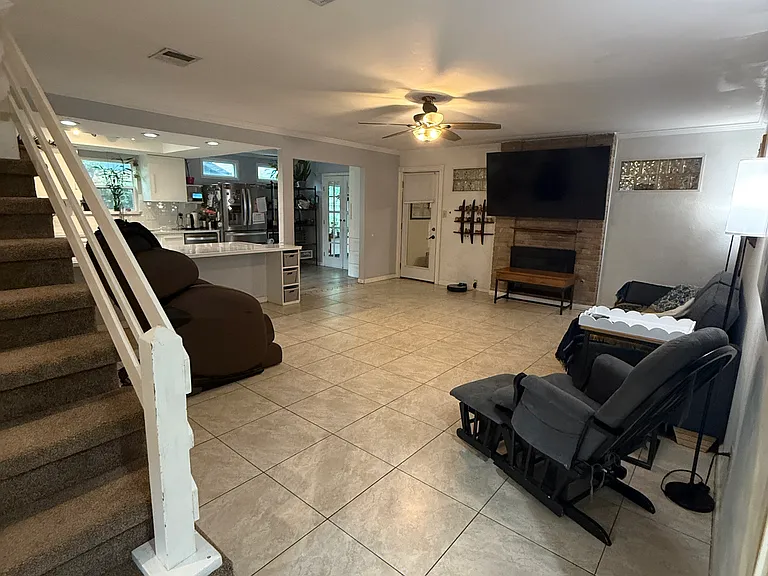 3315 Western Dr — Photo 39